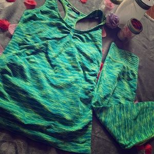 Docefit workout leggings and top.💕